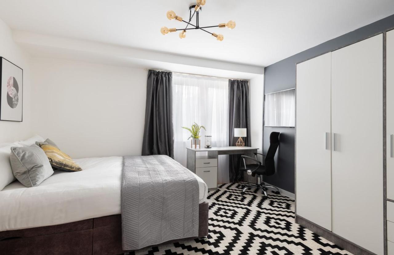 Spacious And Modern 4 Bed Apartment Next To Borough Station 런던 외부 사진