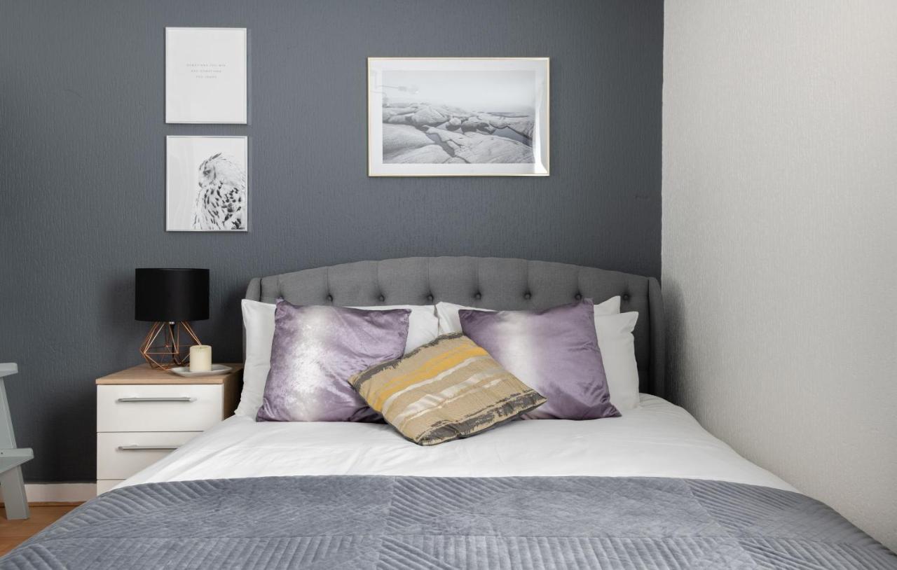 Spacious And Modern 4 Bed Apartment Next To Borough Station 런던 외부 사진