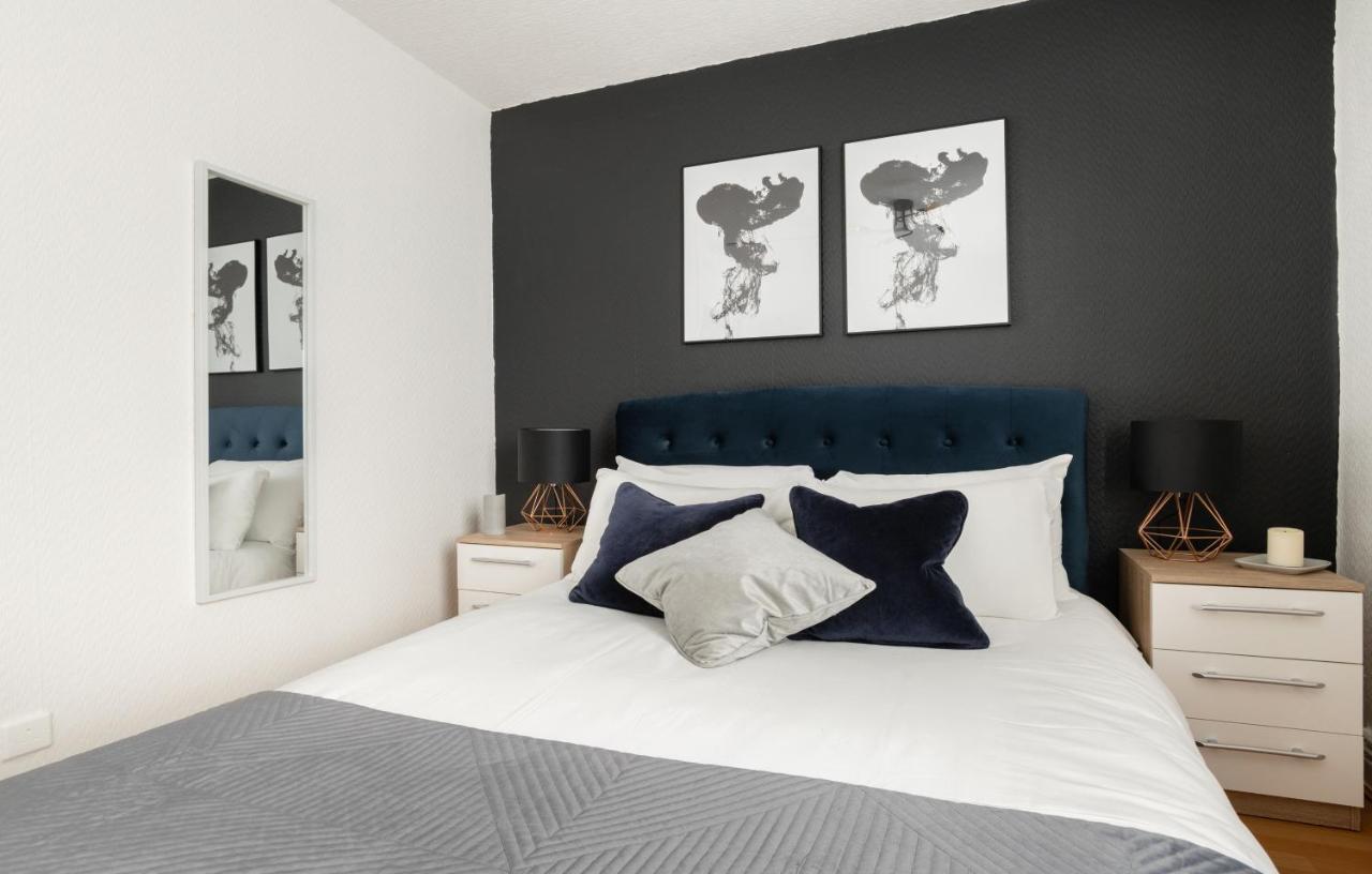 Spacious And Modern 4 Bed Apartment Next To Borough Station 런던 외부 사진